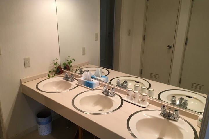 Amenities Pic