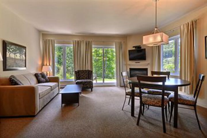 Room 18 of 22