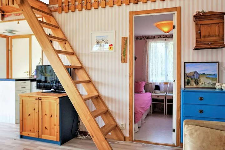 Room 2 of 15