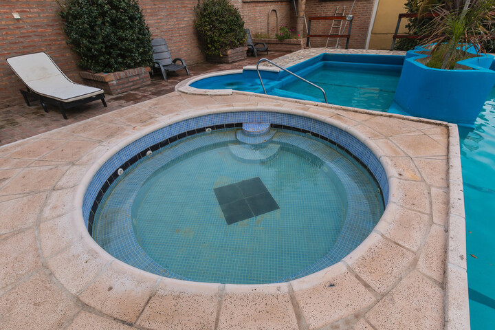 Pool 26 of 78