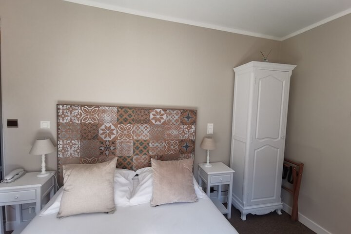 Room 7 of 42