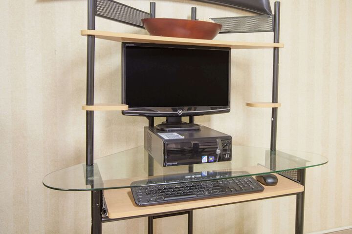 Business Center 35 of 39