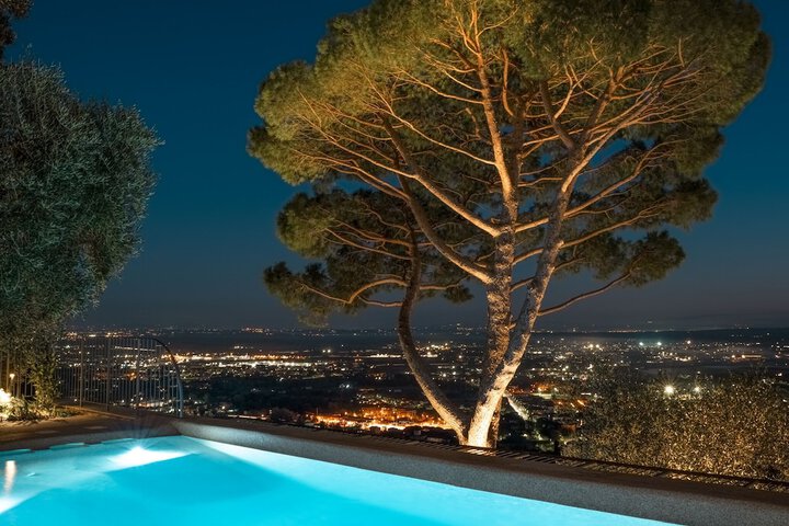 Pool 76 of 145