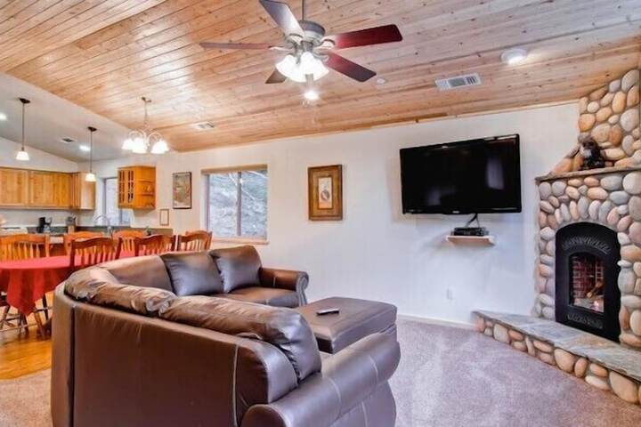 Room 10 of 22