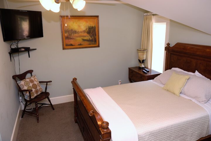 Room 48 of 252