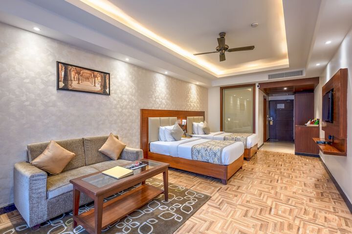Room 14 of 56