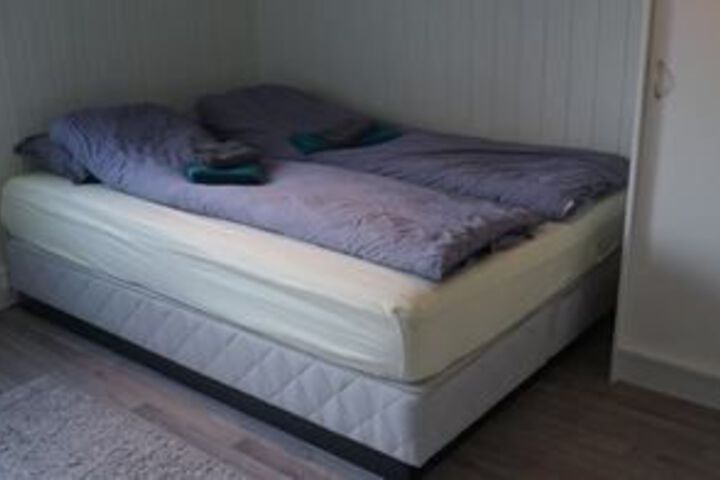 Room 9 of 30