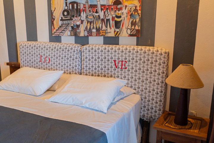 Room 46 of 98