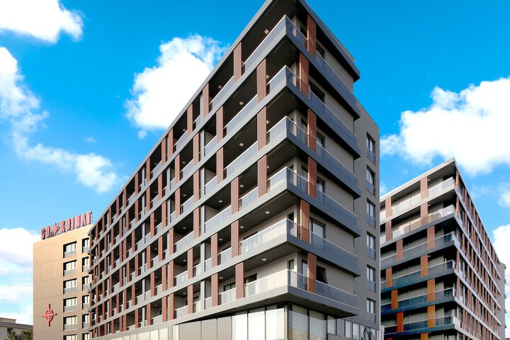 Exterior of Coordinat Suits