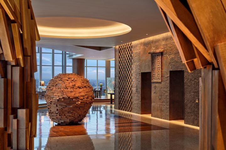 Hotel Interior 8 of 98