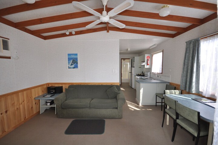 Room 21 of 42