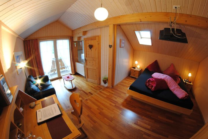 Room 13 of 51