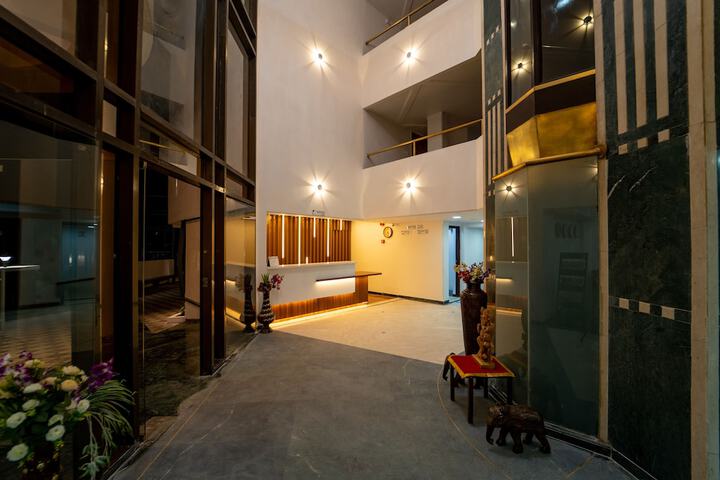 Hotel Interior 7 of 55