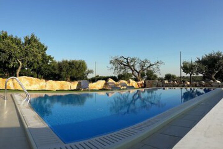 Pool 16 of 45