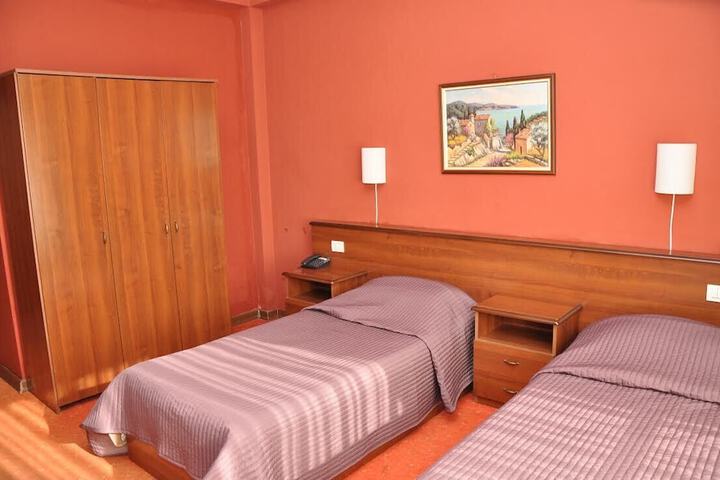 Room 14 of 58