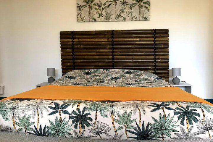 Room 3 of 12