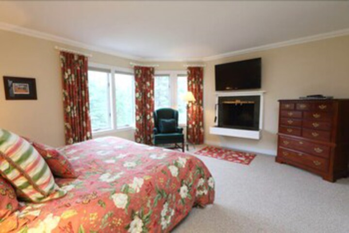 Room 18 of 21
