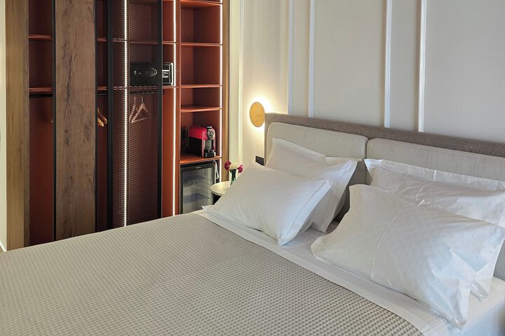 Room 60 of 91