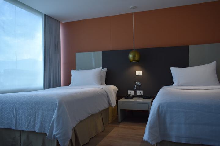 Room 16 of 89