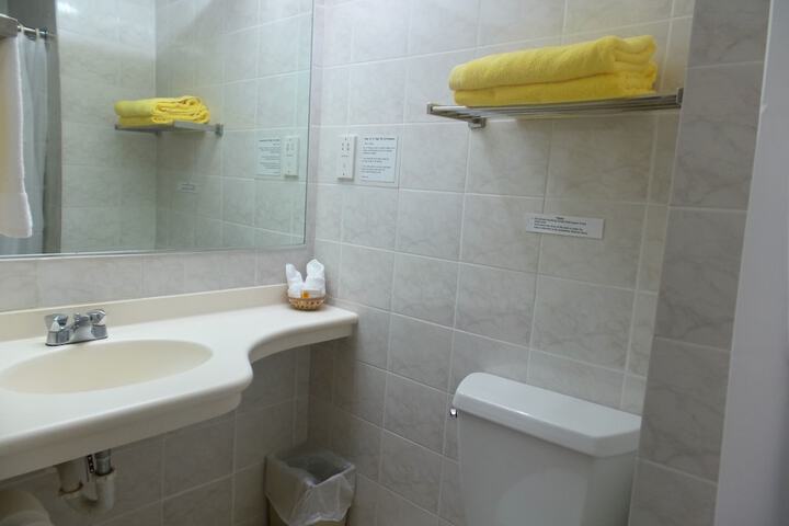 Clean Restrooms