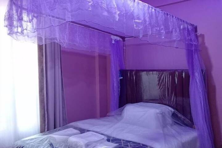 Room 7 of 30