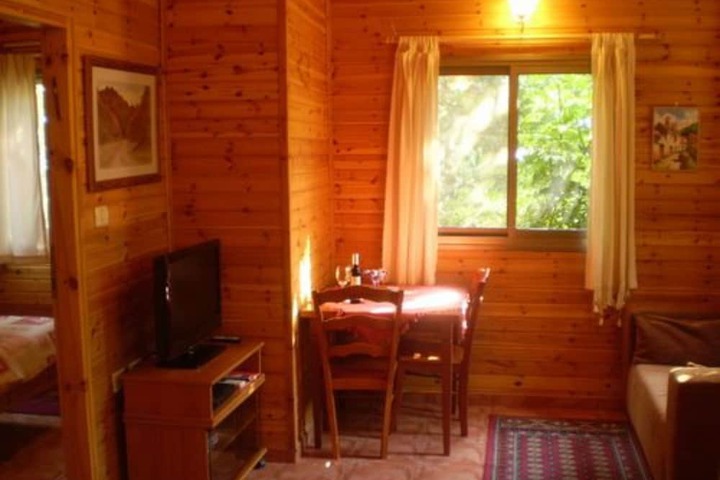 Room 17 of 40