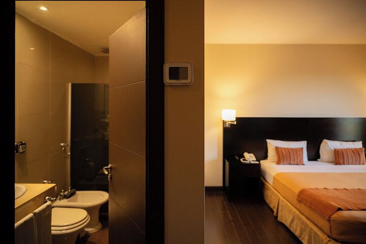 Room 8 of 41