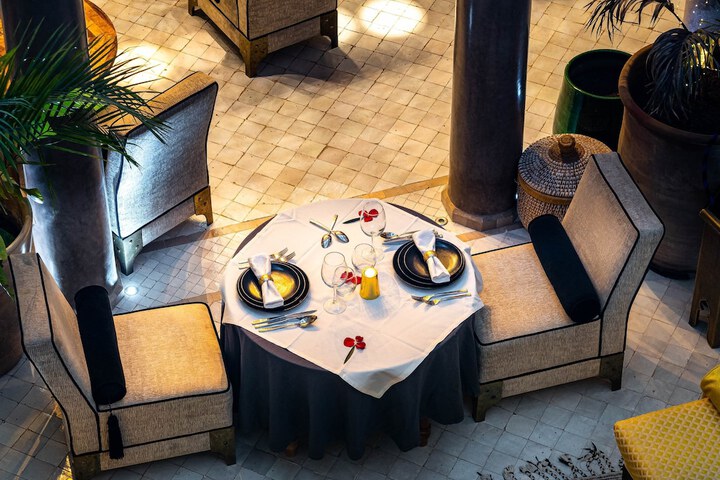 Dining 52 of 80