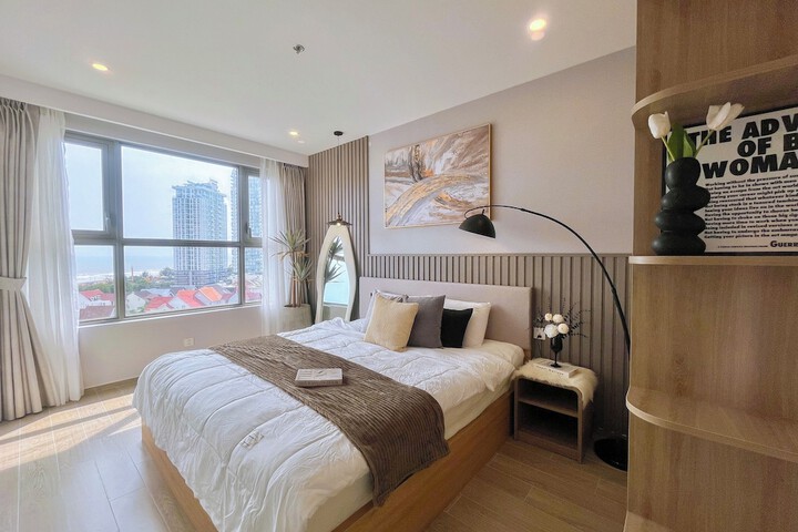 Room 121 of 299