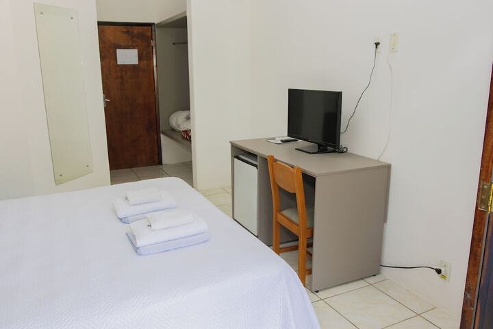 Room 5 of 43