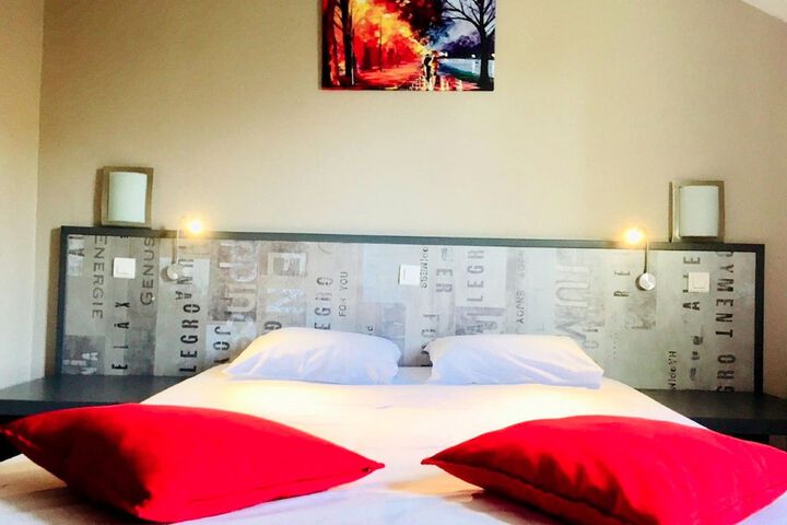 Logis Hotel de la Thalie in Chalon-sur-Saone