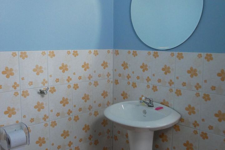 Room 19 of 25