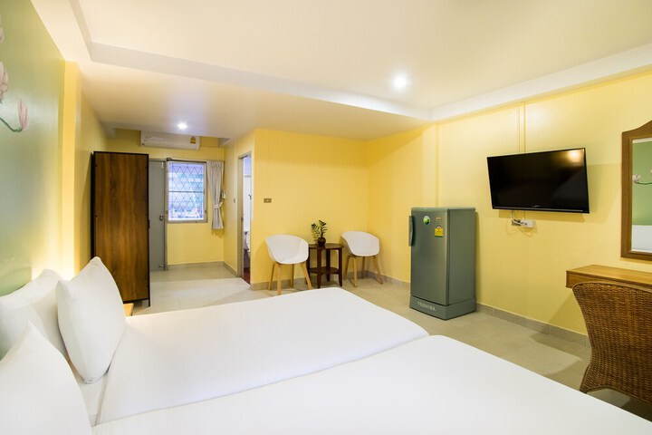 Room 16 of 45