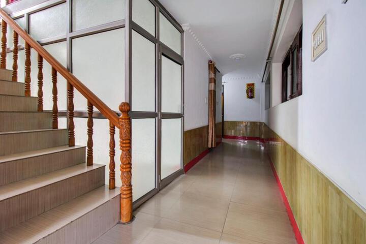 Hotel O Hijraan