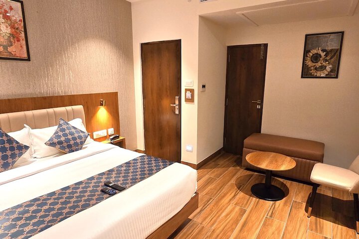 Room 11 of 54