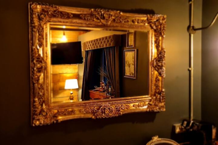 Room 19 of 54