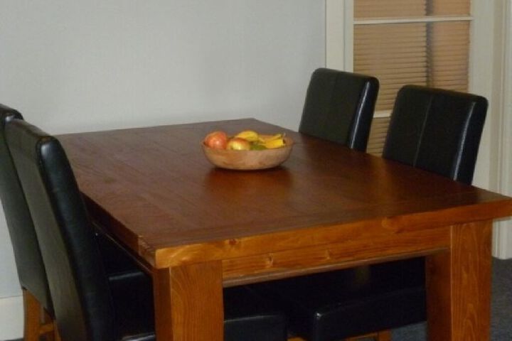 Room 12 of 22