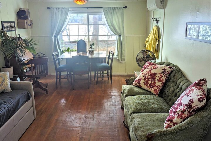 Room 46 of 117