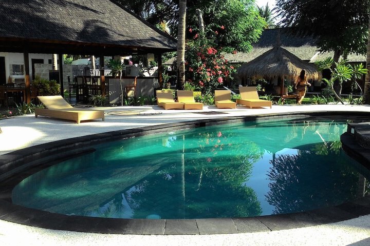 Pools & Facilities