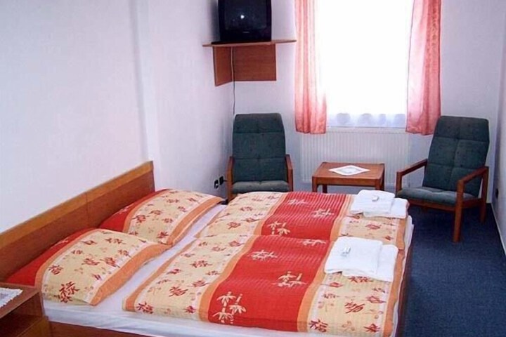 Room 21 of 45