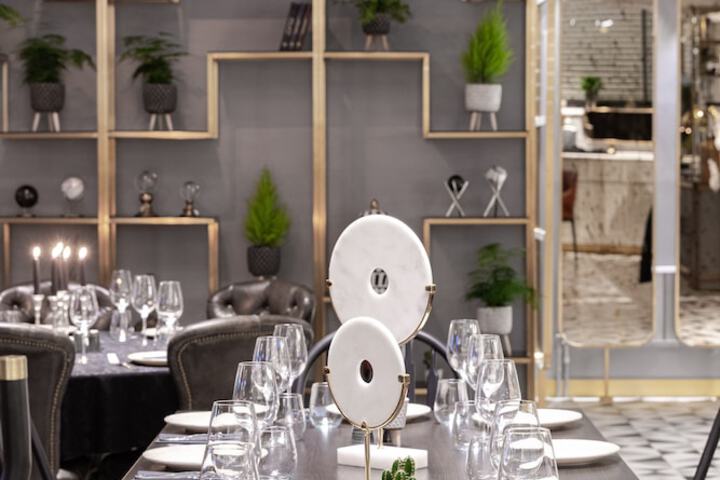 Dining 57 of 75