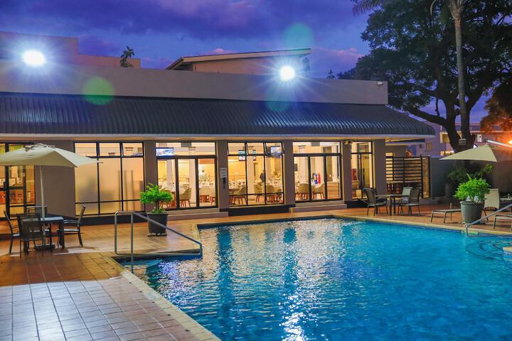 Pool 68 of 128