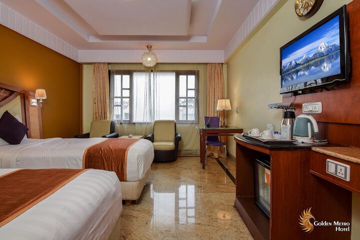 Room 14 of 22