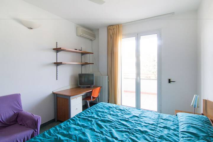 Room 15 of 49