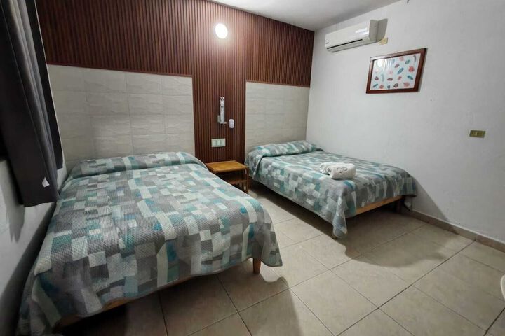 Room 4 of 24
