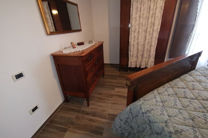 Room 7 of 31