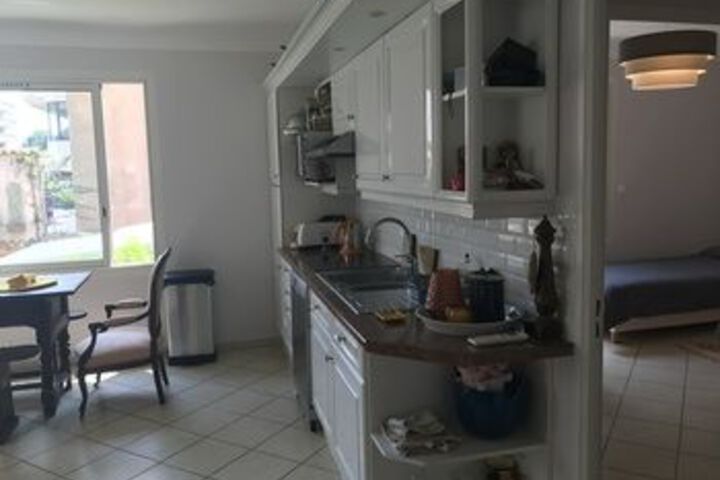 Room 14 of 22
