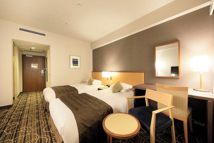 Room 42 of 84