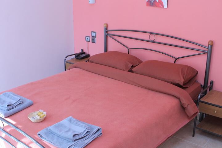 Room 12 of 29