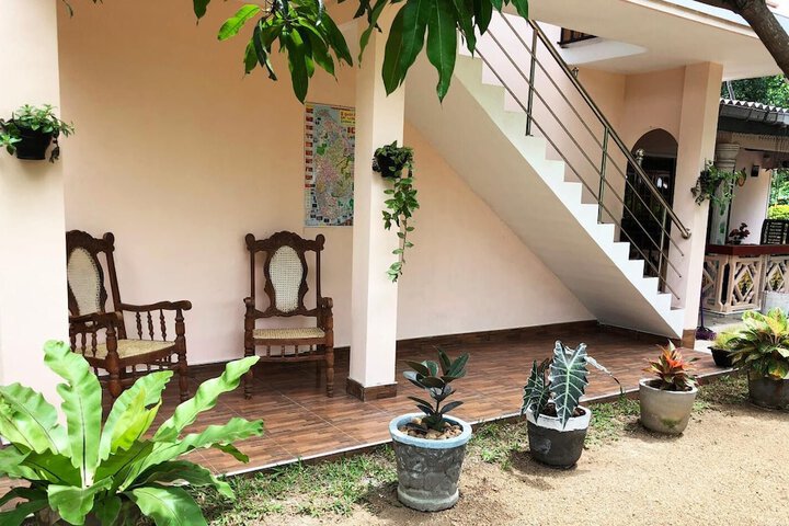 THE GREEN GARDEN